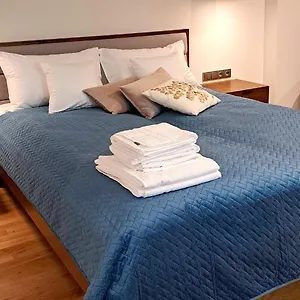 Falcon Center 2 Metro Zlote Tarasy Апартаменты Варшава